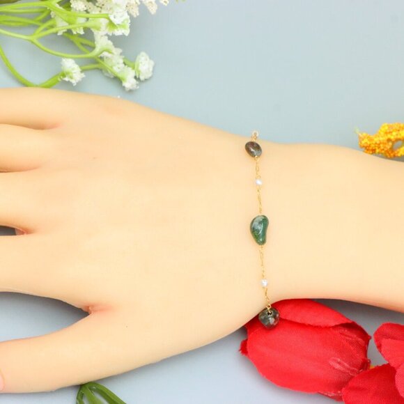 "Elegant & Trendy Bracelet, A Perfect Gift for Women, Thoughtful, EVCH1242 - Picture 2 of 11